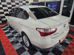 FIAT - SIENA - 2015/2016 - Branca - R$ 39.900,00