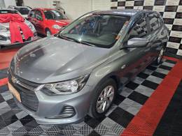 CHEVROLET - ONIX - 2022/2022 - Cinza - R$ 72.900,00