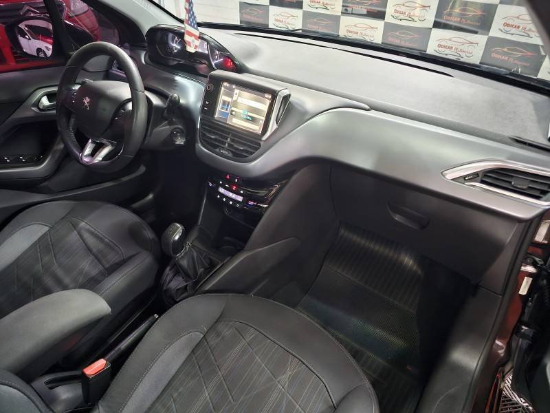 PEUGEOT - 208 - 2013/2014 - Marrom - R$ 41.900,00