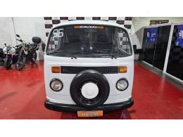 VOLKSWAGEN - KOMBI - 1996/1996 - Branca - R$ 34.900,00