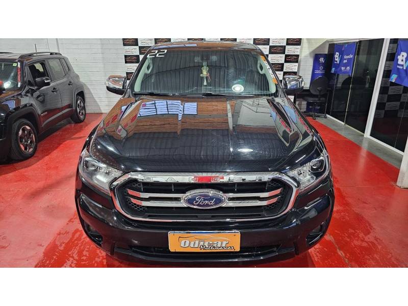 FORD - RANGER - 2021/2022 - Preta - R$ 189.900,00