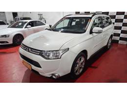 MITSUBISHI - OUTLANDER - 2013/2014 - Branca - R$ 74.900,00