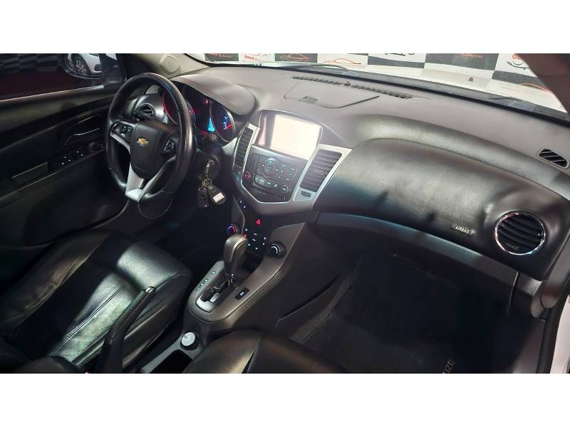 CHEVROLET - CRUZE - 2014/2014 - Branca - R$ 64.900,00