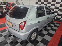 CHEVROLET - CELTA - 2006/2007 - Prata - R$ 20.900,00