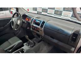 NISSAN - FRONTIER - 2015/2015 - Prata - R$ 102.900,00