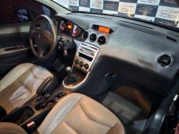 PEUGEOT - 308 - 2013/2014 - Preta - R$ 42.900,00