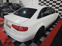 AUDI - A4 - 2015/2015 - Branca - R$ 85.900,00