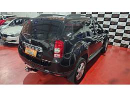 RENAULT - DUSTER - 2012/2013 - Preta - R$ 49.900,00