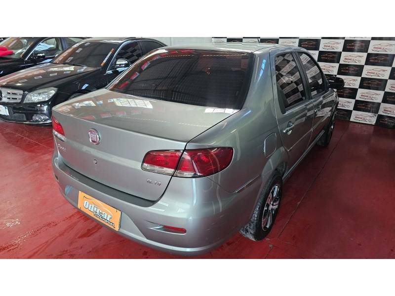 FIAT - SIENA - 2012/2012 - Cinza - R$ 31.900,00