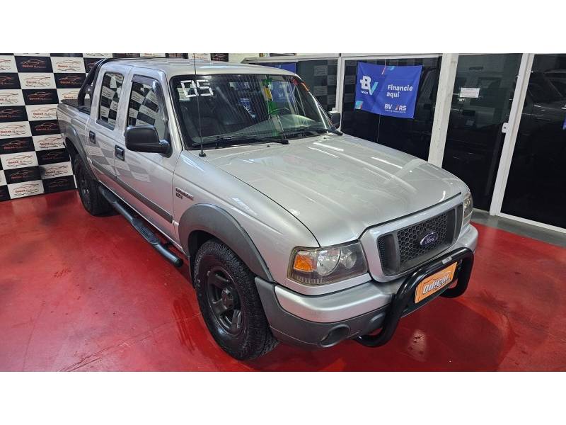 FORD - RANGER - 2004/2005 - Prata - R$ 61.900,00