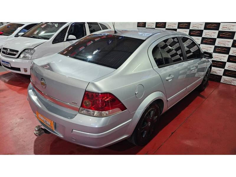 CHEVROLET - VECTRA - 2008/2008 - Prata - R$ 36.900,00