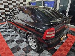 CHEVROLET - ASTRA - 2010/2011 - Preta - R$ 39.900,00