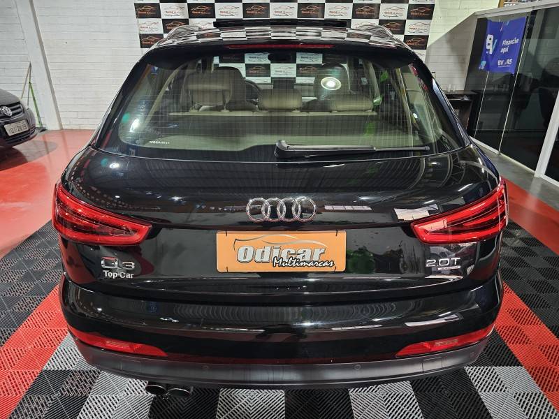 AUDI - Q3 - 2014/2015 - Preta - R$ 88.900,00