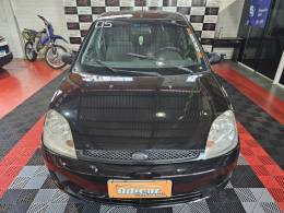 FORD - FIESTA - 2005/2005 - Preta - R$ 21.900,00