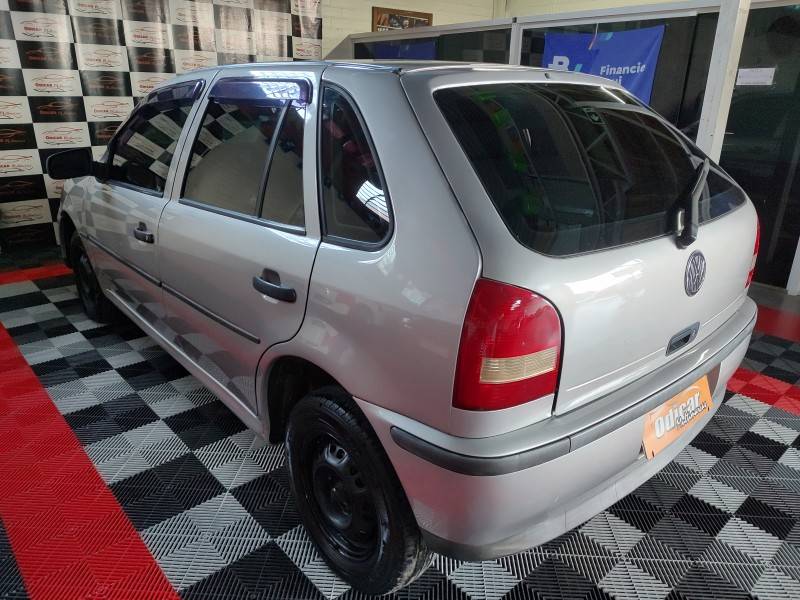 VOLKSWAGEN - GOL - 2001/2001 - Prata - R$ 14.900,00