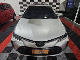 TOYOTA - COROLLA - 2021/2022 - Prata - R$ 138.900,00