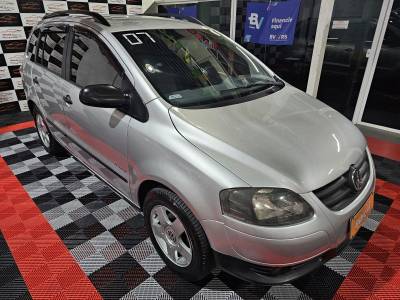 VOLKSWAGEN - SPACEFOX - 2007/2007 - Prata - R$ 31.900,00