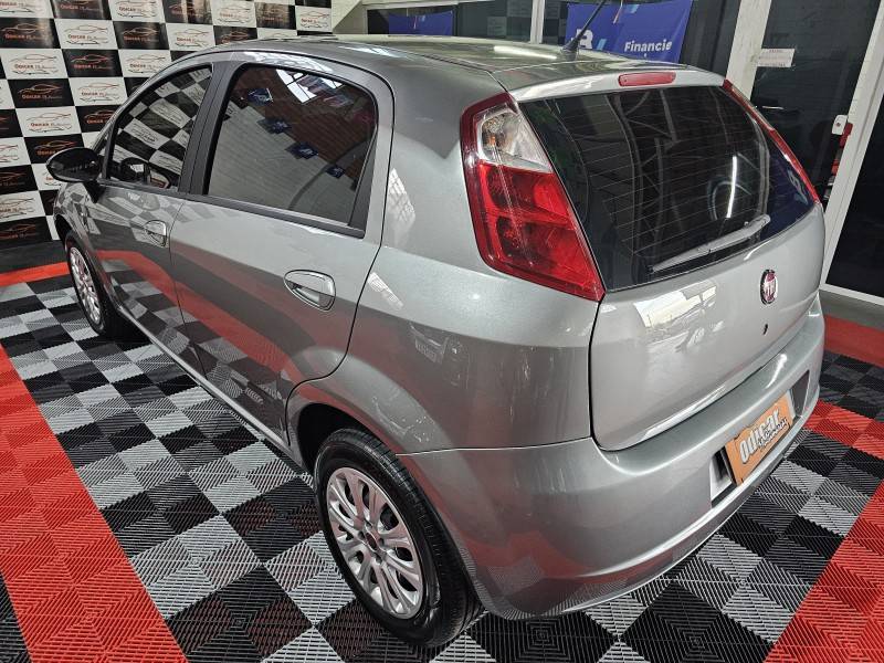FIAT - PUNTO - 2009/2010 - Cinza - R$ 30.900,00
