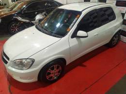 CHEVROLET - CELTA - 2011/2012 - Branca - R$ 30.900,00