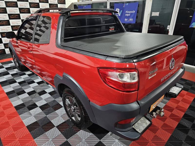 FIAT - STRADA - 2017/2017 - Vermelha - R$ 69.900,00