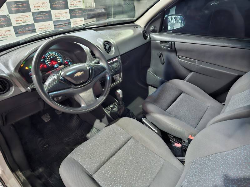 CHEVROLET - CELTA - 2012/2013 - Branca - R$ 24.900,00