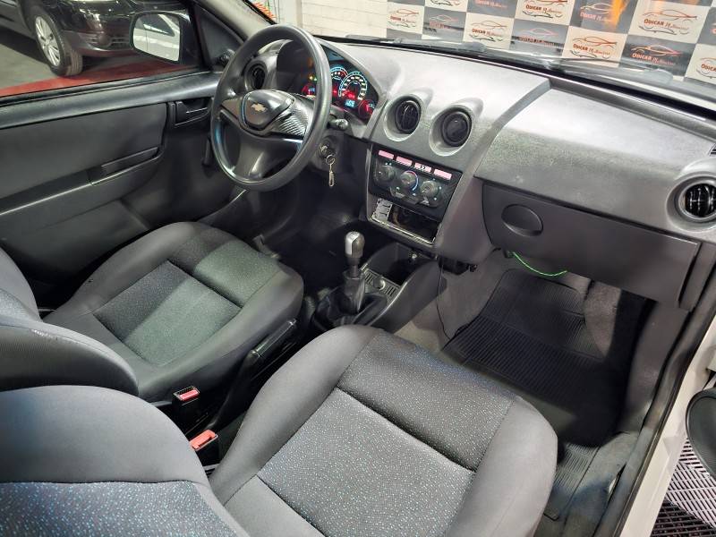 CHEVROLET - CELTA - 2012/2013 - Branca - R$ 24.900,00