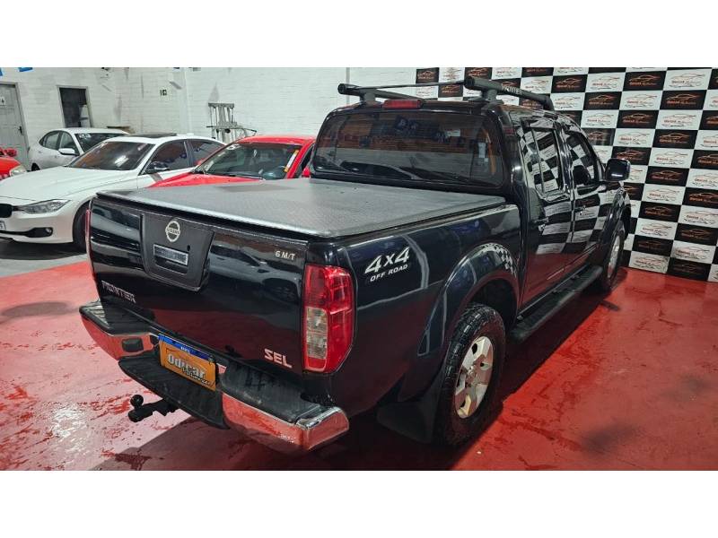 NISSAN - FRONTIER - 2007/2008 - Preta - R$ 75.900,00