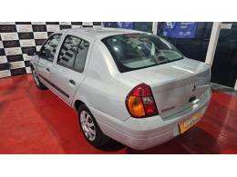 RENAULT - CLIO - 2001/2001 - Cinza - R$ 16.900,00