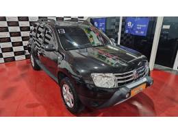 RENAULT - DUSTER - 2012/2013 - Preta - R$ 49.900,00