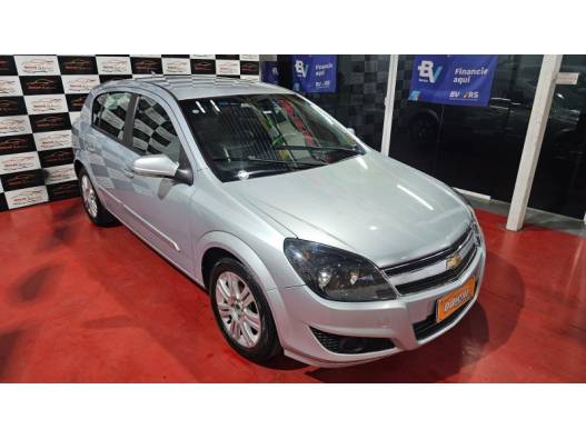 CHEVROLET - VECTRA - 2011/2011 - Prata - R$ 38.900,00