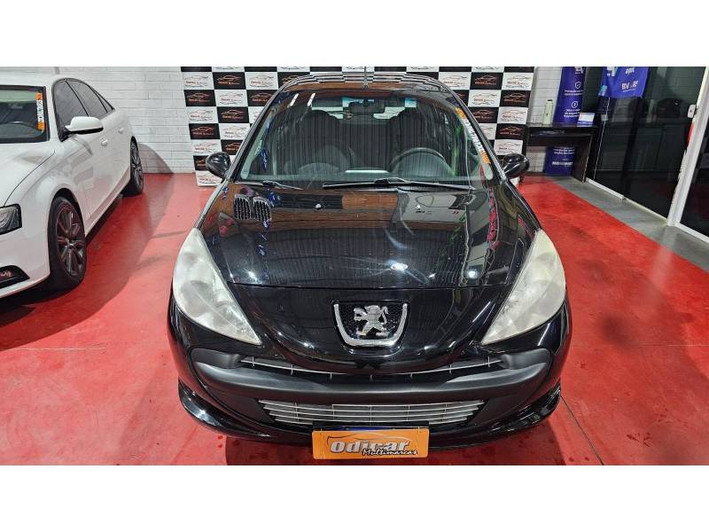 PEUGEOT - 207 - 2010/2011 - Preta - R$ 21.900,00