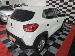 RENAULT - KWID - 2021/2022 - Branca - R$ 49.900,00