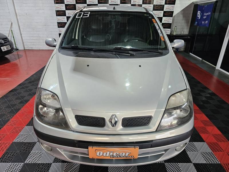 RENAULT - SCÉNIC - 2003/2003 - Prata - R$ 15.900,00