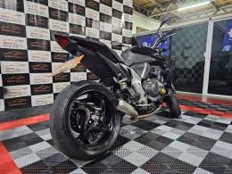 HONDA - CB 1000R - 2011/2012 - Preta - Sob Consulta