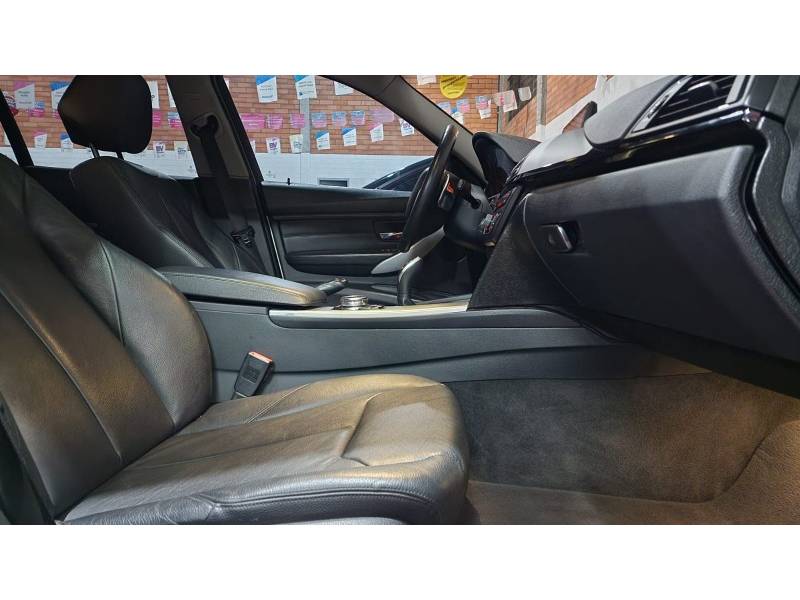 BMW - 328I - 2014/2014 - Branca - R$ 113.900,00