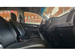 CHEVROLET - S10 - 2016/2017 - Branca - R$ 109.900,00