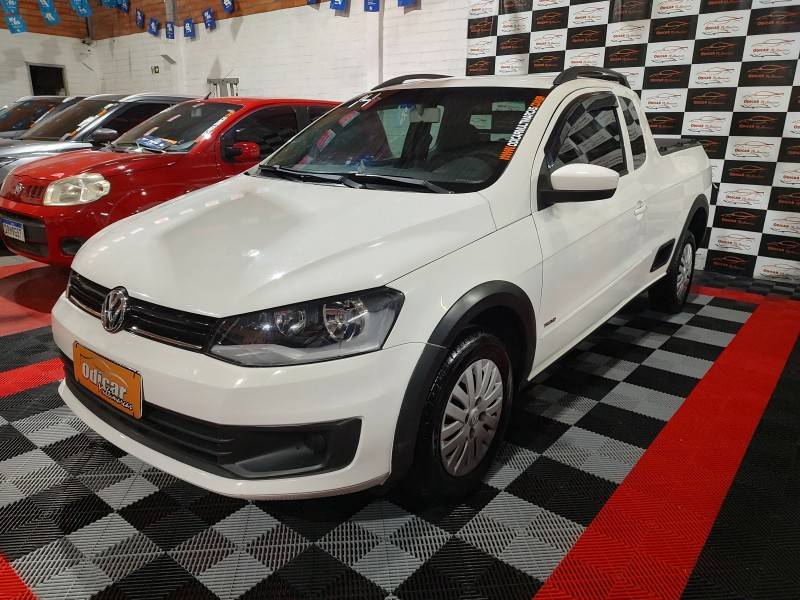 VOLKSWAGEN - SAVEIRO - 2013/2014 - Branca - R$ 49.900,00