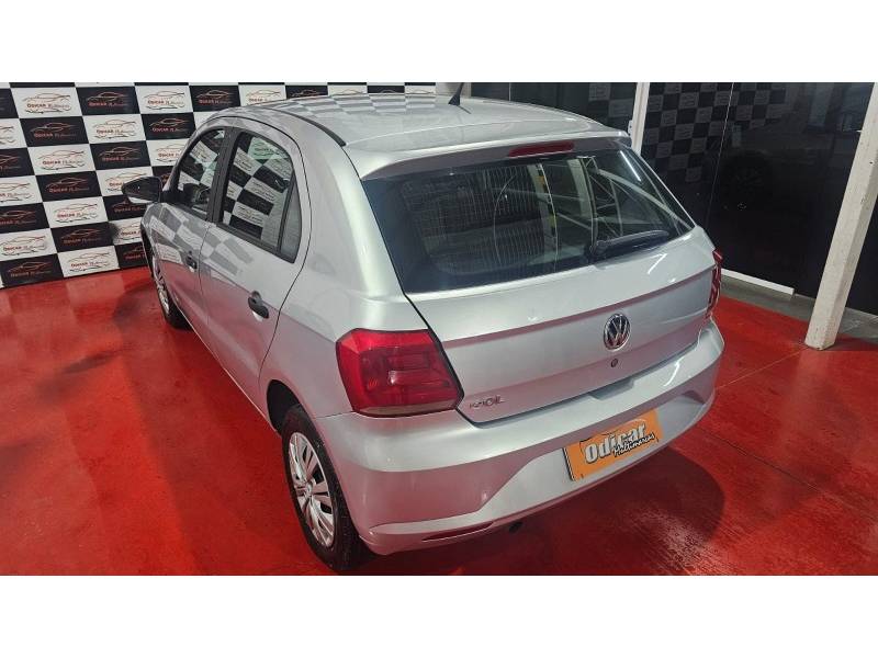 VOLKSWAGEN - GOL - 2017/2017 - Prata - R$ 44.900,00