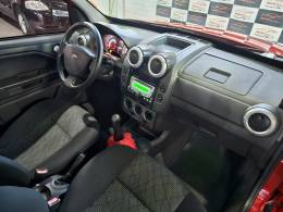 FORD - ECOSPORT - 2010/2011 - Vermelha - R$ 41.900,00