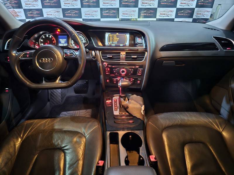 AUDI - A4 - 2014/2015 - Branca - R$ 85.900,00