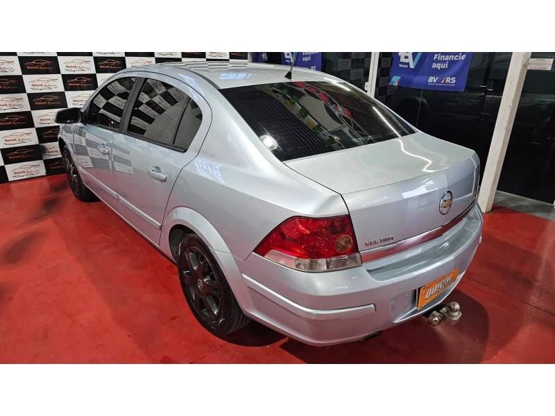 CHEVROLET - VECTRA - 2008/2008 - Prata - R$ 36.900,00