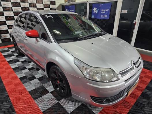 CITROËN - C4 - 2013/2014 - Prata - R$ 35.900,00