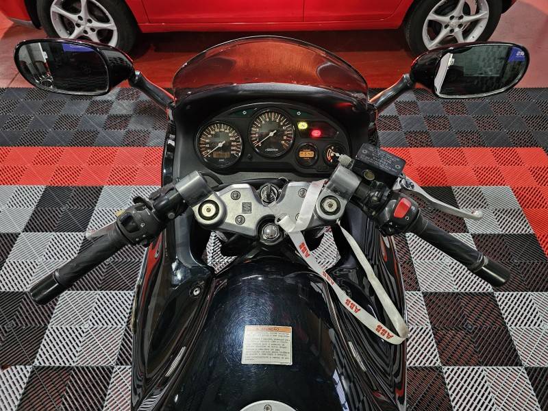 SUZUKI - GSX - 2008/2008 - Preta - R$ 29.900,00
