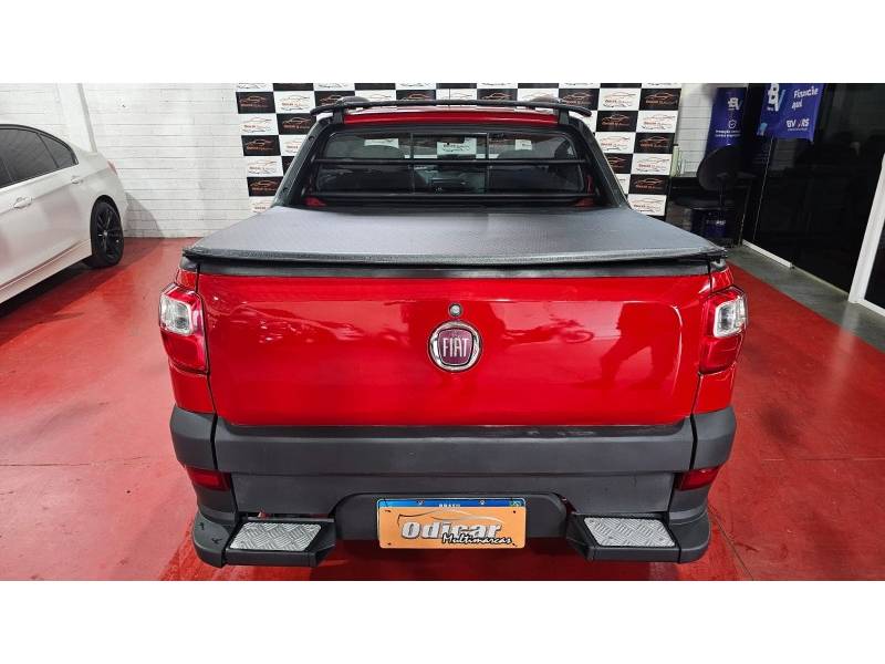 FIAT - STRADA - 2014/2015 - Vermelha - R$ 59.900,00