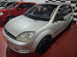 FORD - FIESTA - 2005/2005 - Prata - R$ 18.900,00