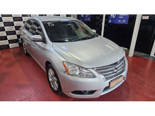 NISSAN - SENTRA - 2014/2015 - Prata - R$ 56.900,00