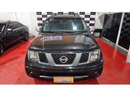 NISSAN - FRONTIER - 2012/2012 - Preta - R$ 89.900,00