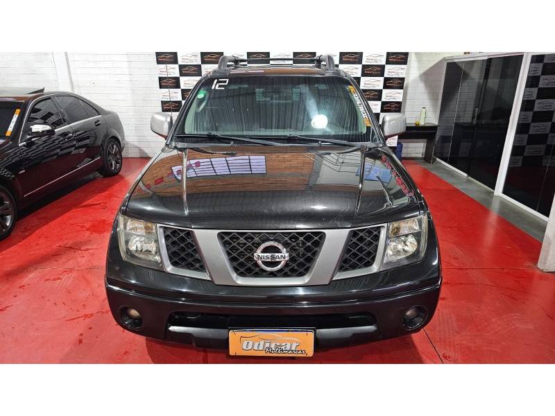 NISSAN - FRONTIER - 2012/2012 - Preta - R$ 89.900,00