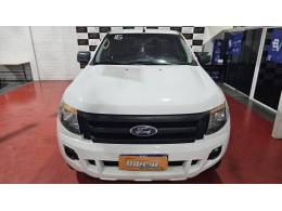 FORD - RANGER - 2015/2016 - Branca - R$ 118.900,00