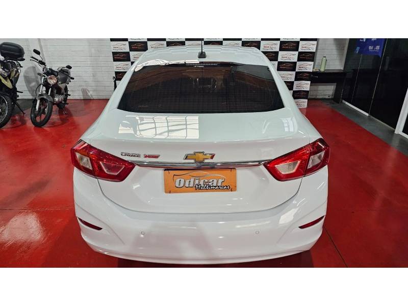 CHEVROLET - CRUZE - 2017/2017 - Branca - R$ 86.900,00